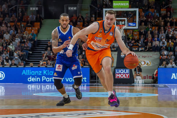 决定了这笔 决定了这笔