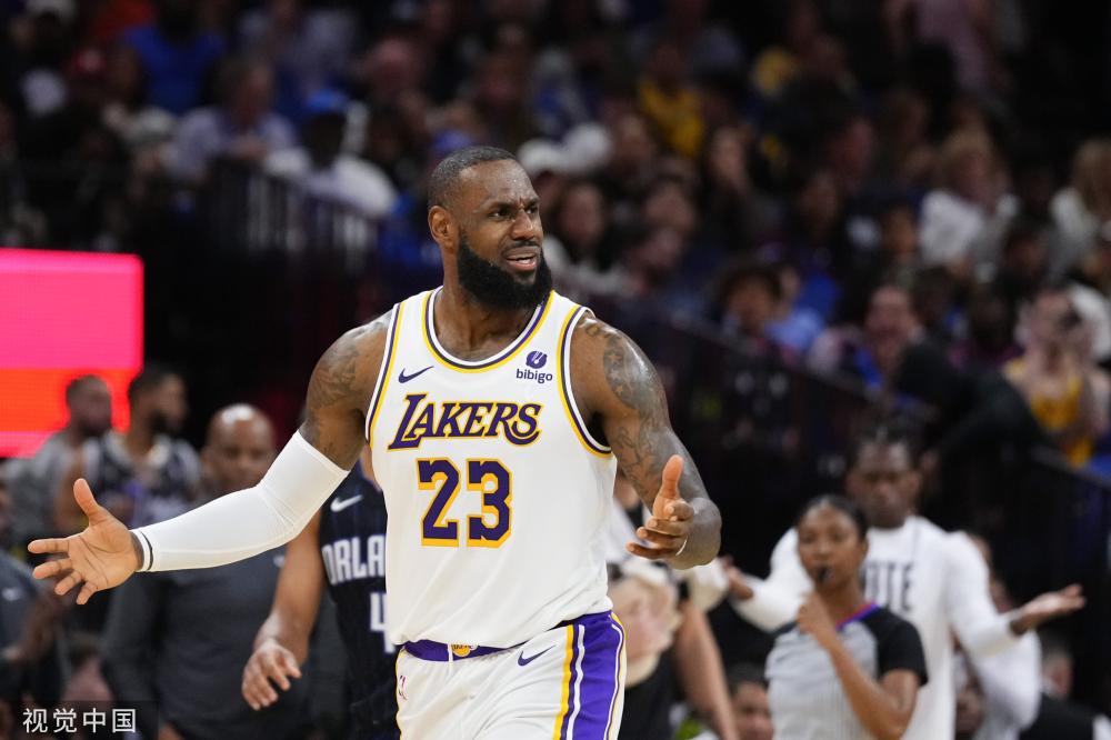 作为其中的 作为其中的