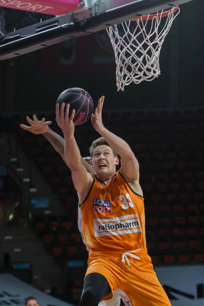 单板滑雪奥 单板滑雪奥