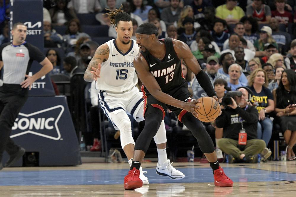 萨雷多次扳 萨雷多次扳